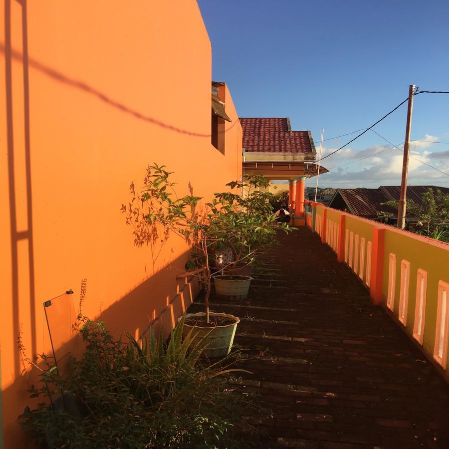 Aini Home Stay Ternate Zewnętrze zdjęcie