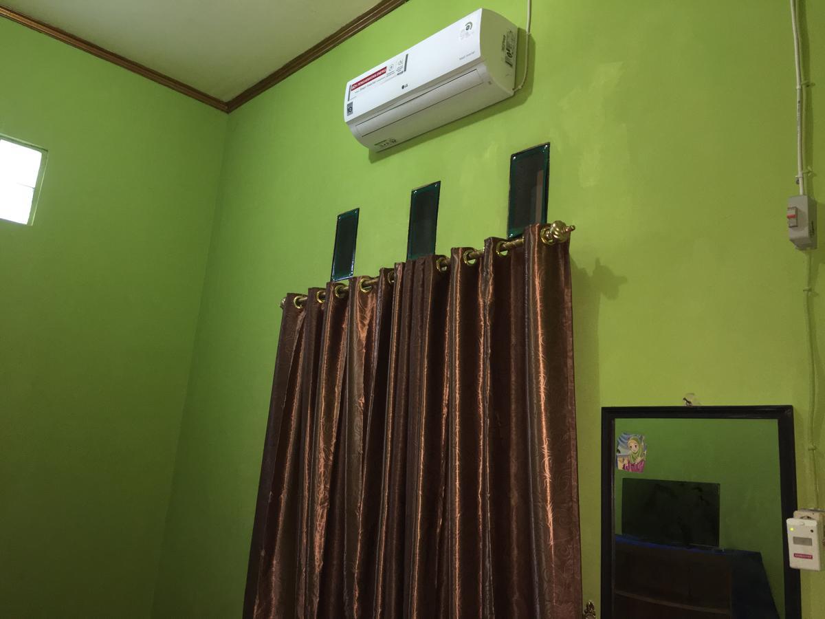 Aini Home Stay Ternate Zewnętrze zdjęcie